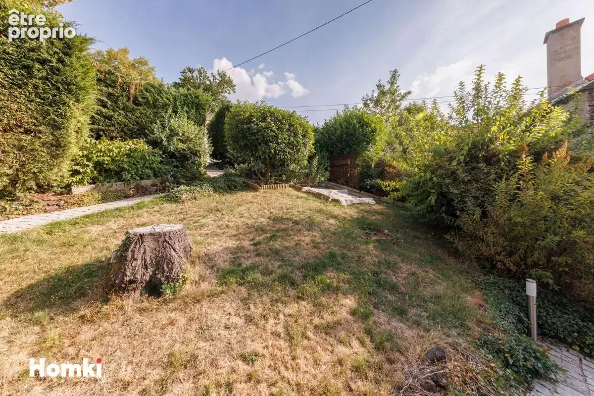 À vendre – Jolie maison familiale de 124 m2 sur les hauteurs de Royat - photo 18