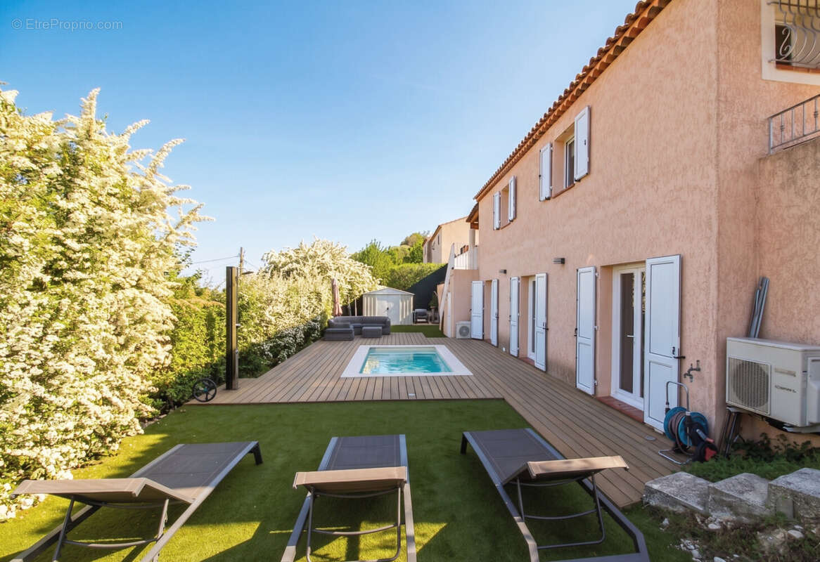 Maison individuelle récente - secteur saint-pierre de féric / costières - vue dégagée et calme avec piscine - photo 3