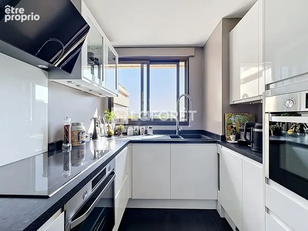 Appartement Suresnes 3 pièce(s) 100 m2 - photo 9