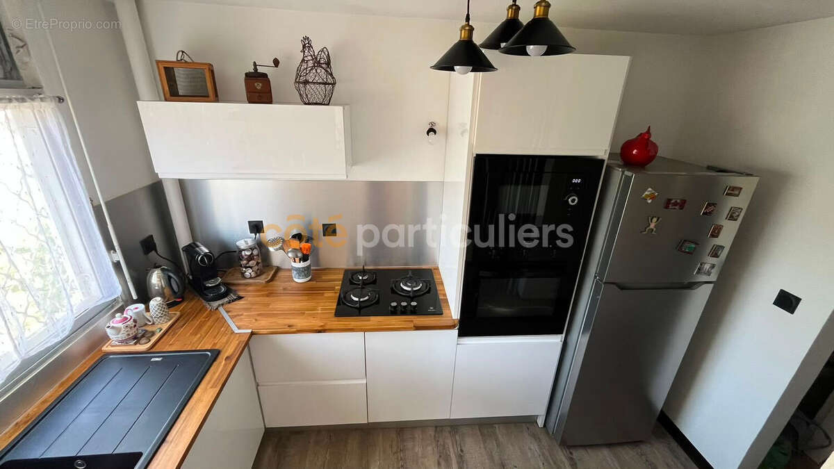 À VENDRE -T2 en rez-de-jardin  résidence avec piscine LE GOSIER - photo 4