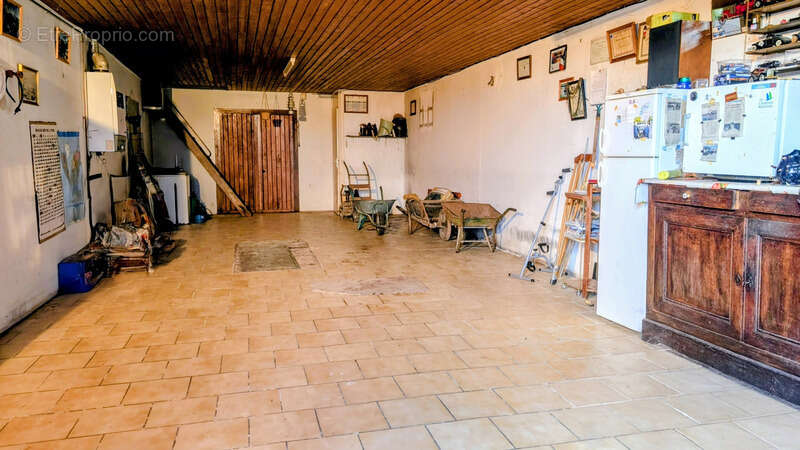 Maison à SALLES-D'ANGLES