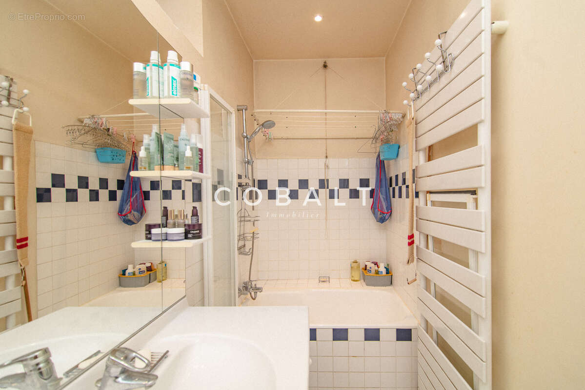 Appartement à PARIS-7E