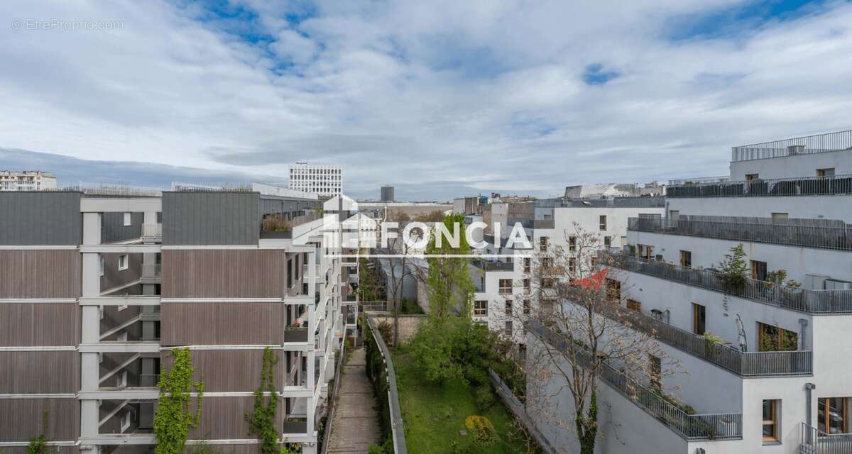 Appartement à PARIS-19E