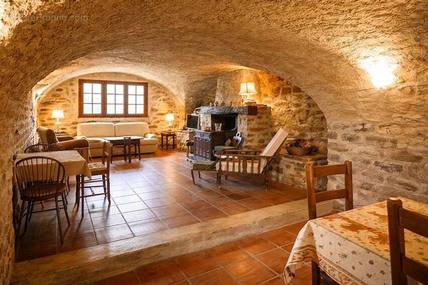 Maison à DURFORT-ET-SAINT-MARTIN-DE-SOSSENAC