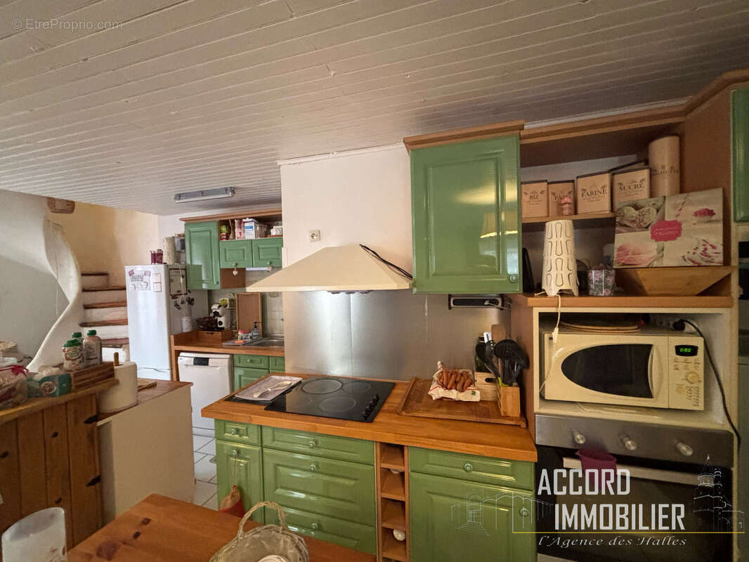 Appartement à NISSAN-LEZ-ENSERUNE