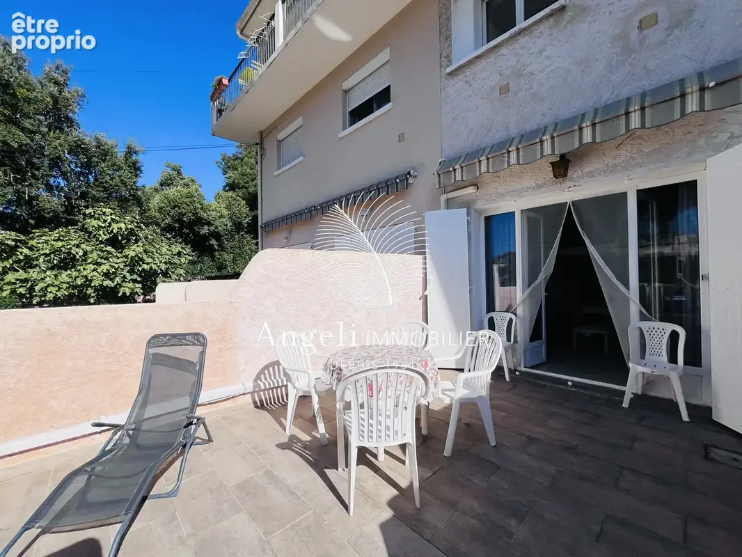 Appartement à FREJUS