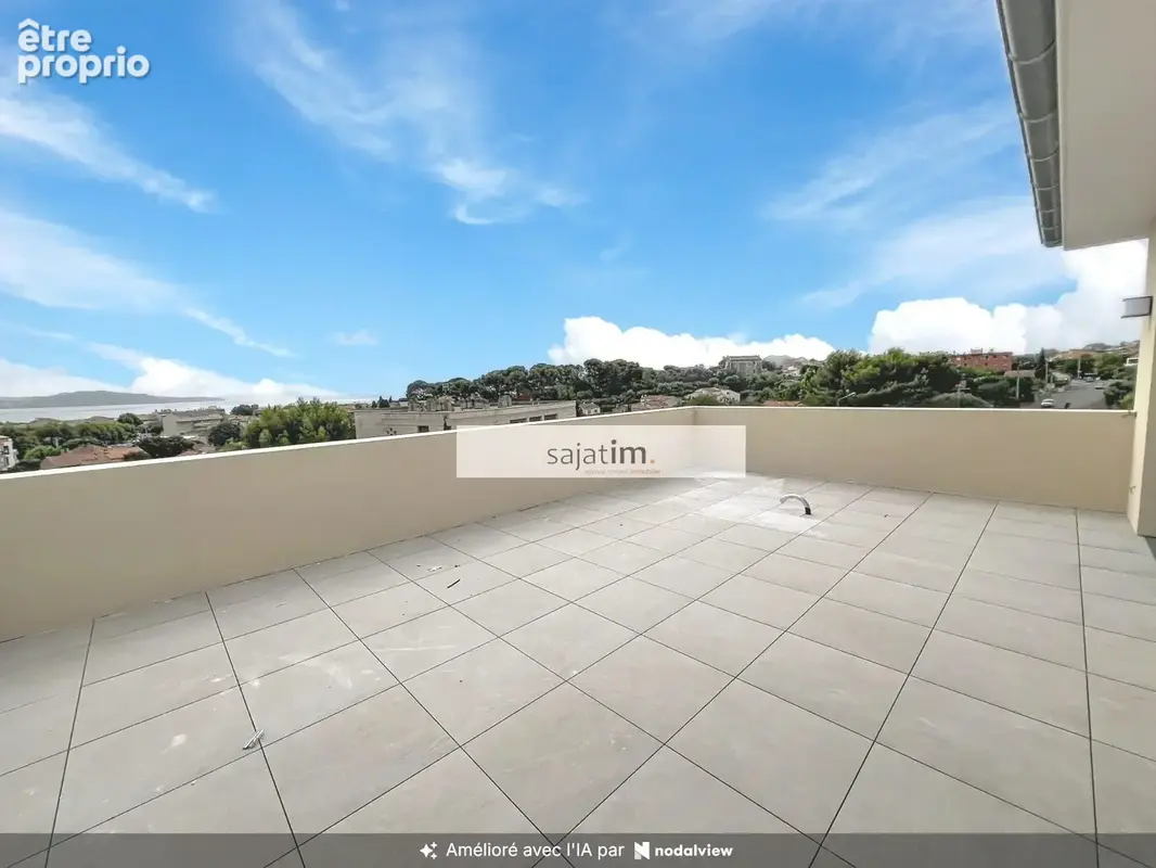 Appartement 4 pièces 107 m² à vendre à La Ciotat (13600) - photo 2