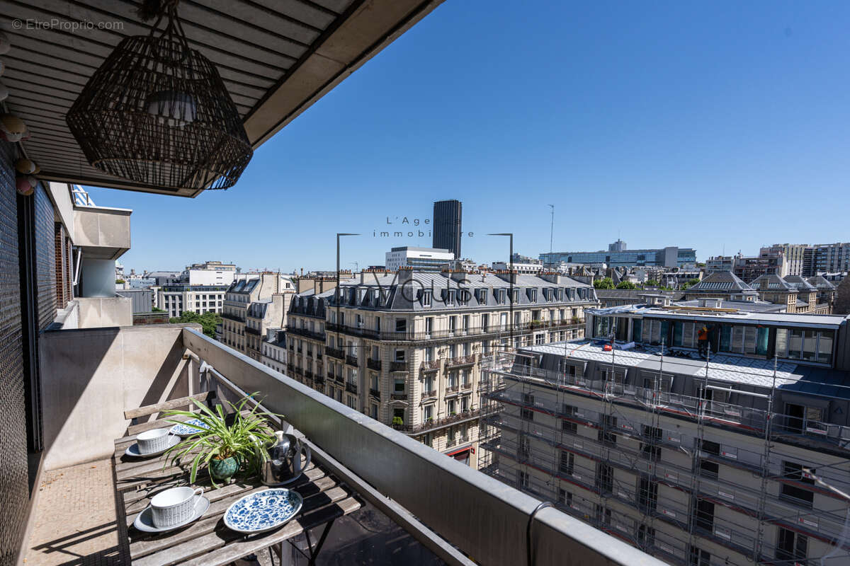 Appartement à PARIS-15E
