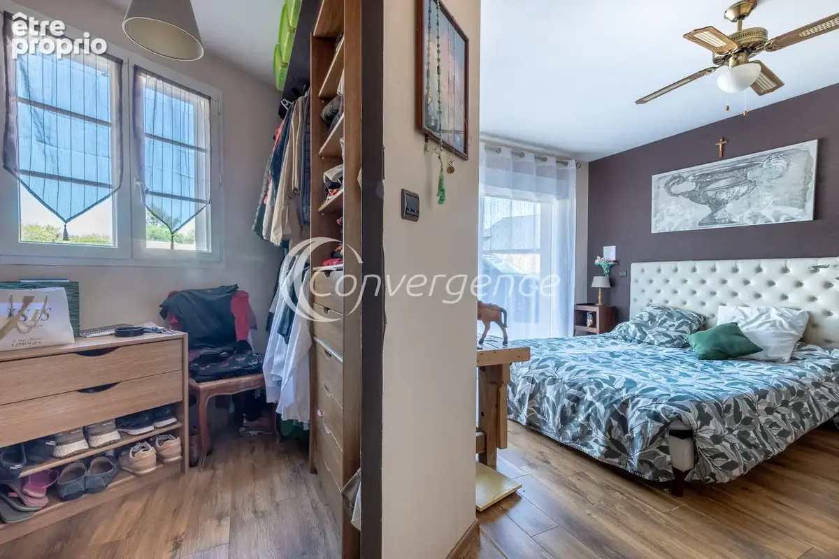 Maison plain-pied - 4 chambres - 2 garages - Piscine - photo 10