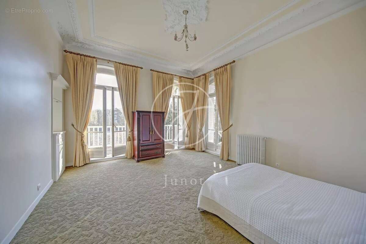 Maison à CROISSY-SUR-SEINE