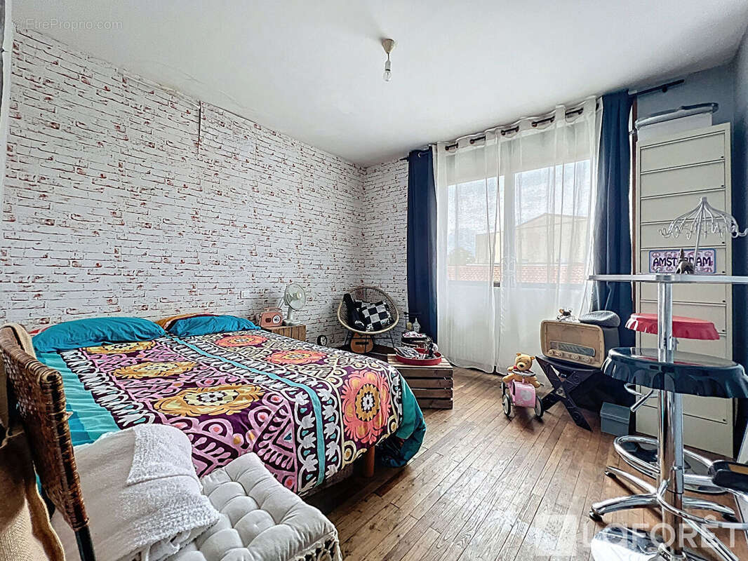 Maison à LE MAY-SUR-EVRE