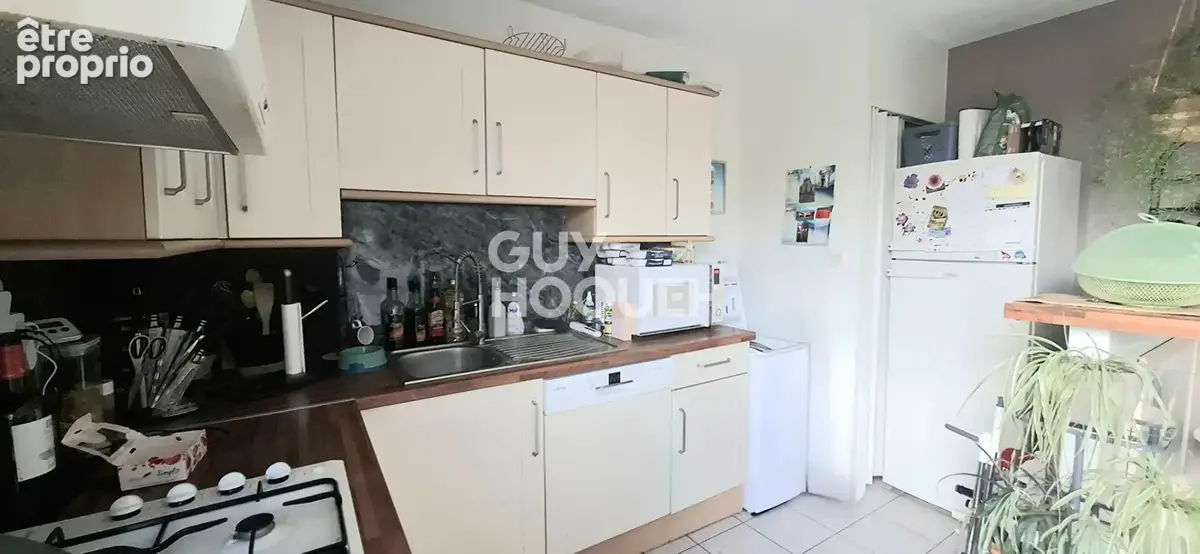 Moulle - Plain-pied de 2007, 90 m², 3 chambres, garage 22 m², terrain 1 100 m² - photo 5