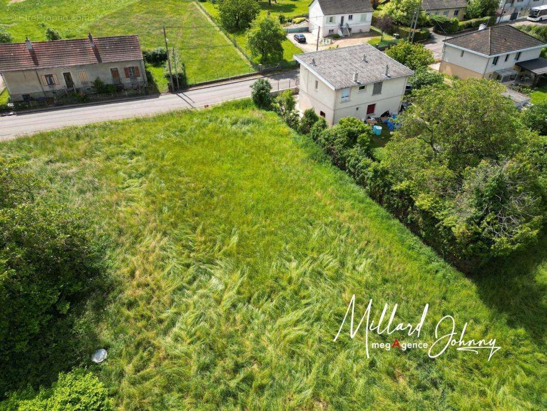 Terrain à SAINT-VALLIER