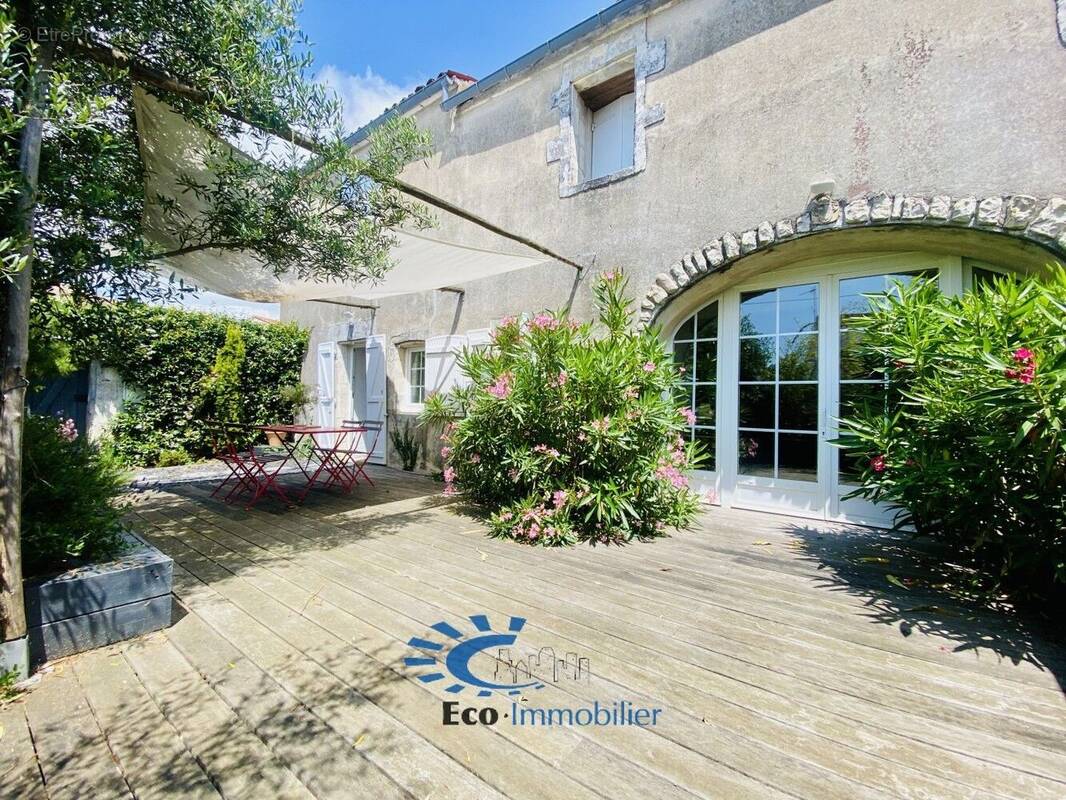 Maison à NIEUL-SUR-MER