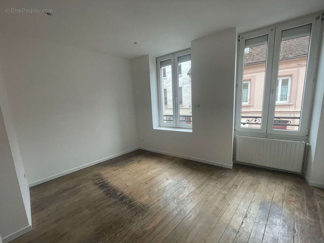 Appartement à MONTMIRAIL