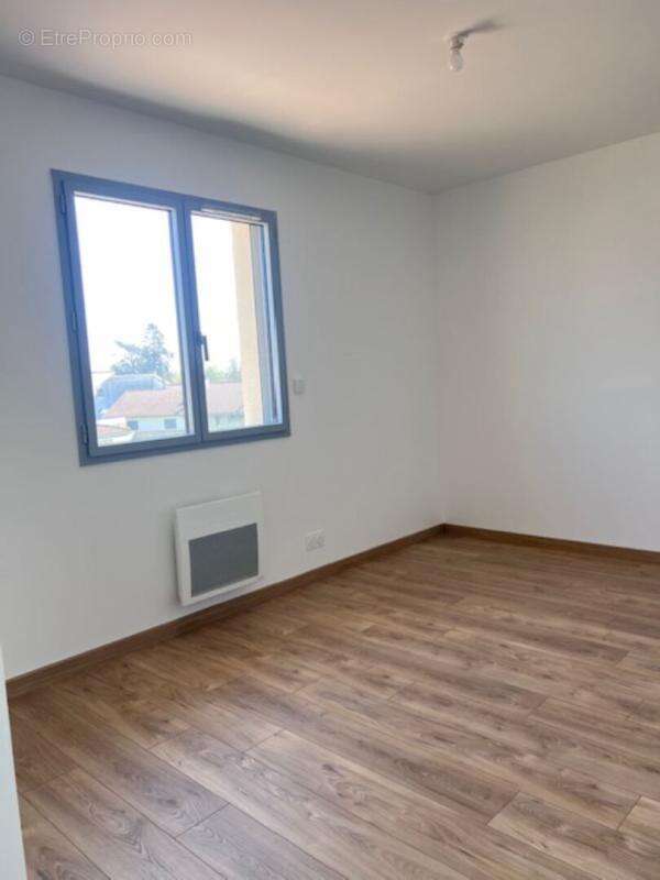 Maison à SAINT-LOUBES