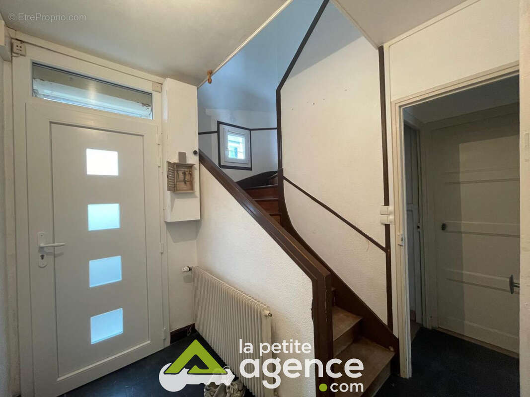 Maison 72 m2 quartier Gionne - photo 3