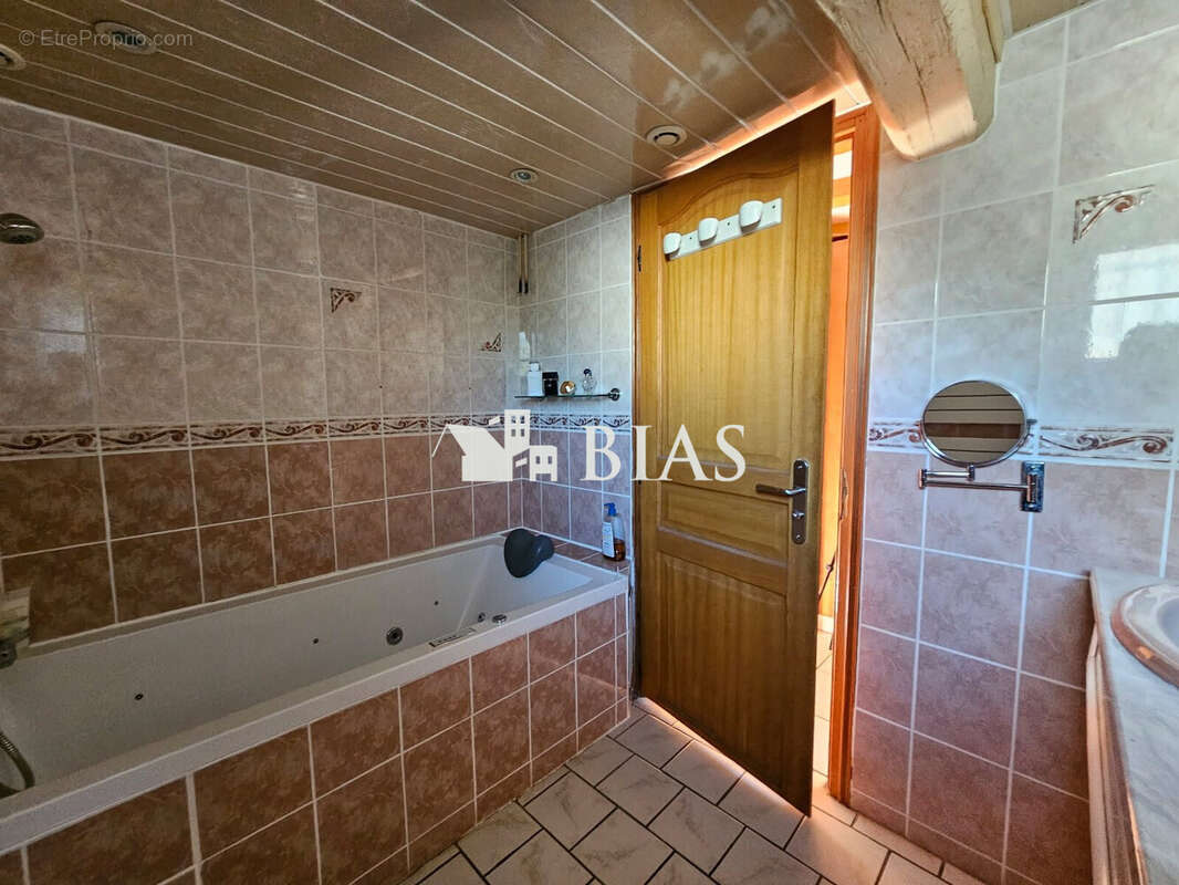 Maison à LE NEUBOURG