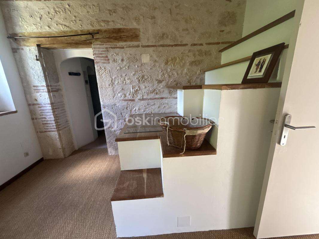Grande maison en pierres-4 chambres- garage terrain -studio attenant - photo 5
