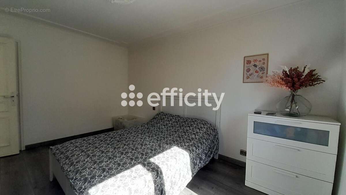 Maison à CONDE-SUR-SARTHE