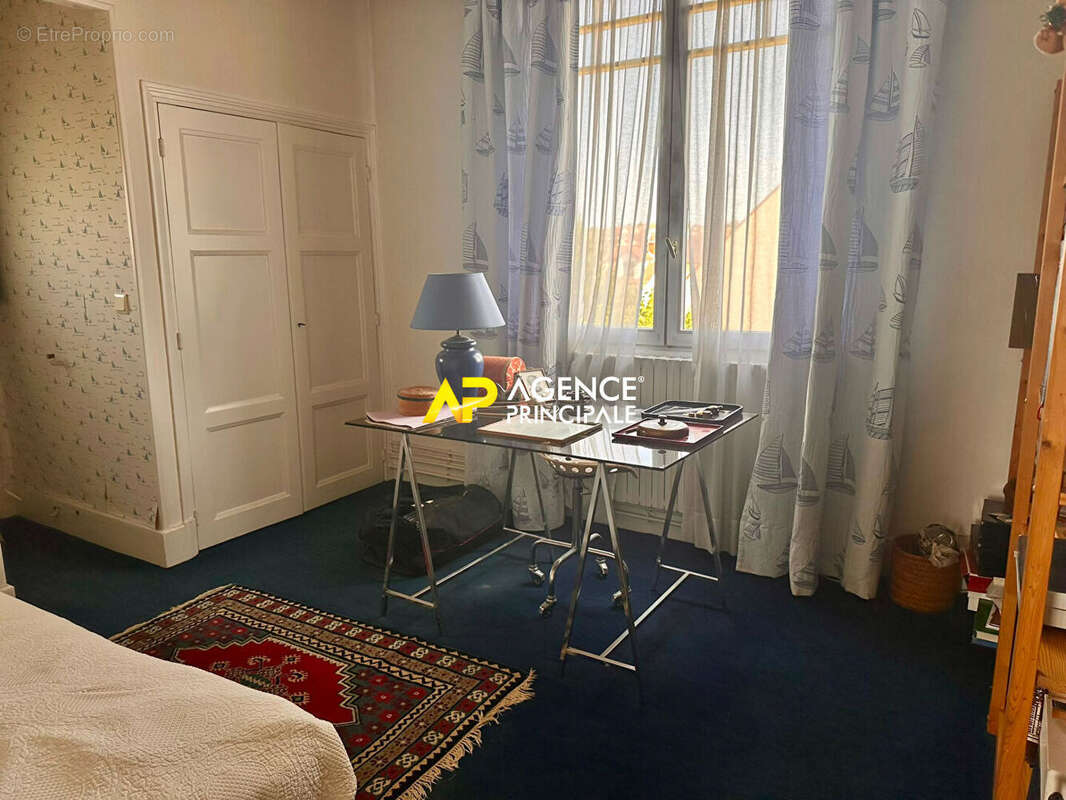 Sartrouville - Le Fresnay Vieux Pays - Maison 6 pièces 130 m2 - photo 16