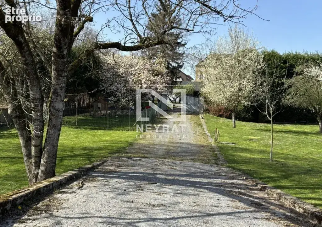 Maison Bourgeoise de 239m2 4 chambres et dépendances - photo 14