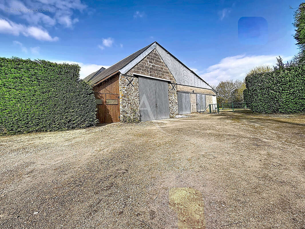 Maison à MAISONCELLES-DU-MAINE