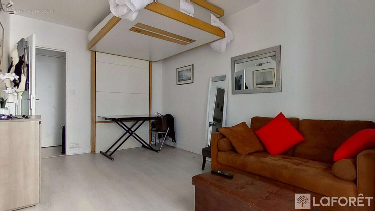 Paris 17 - Studio 24 m² - photo 4