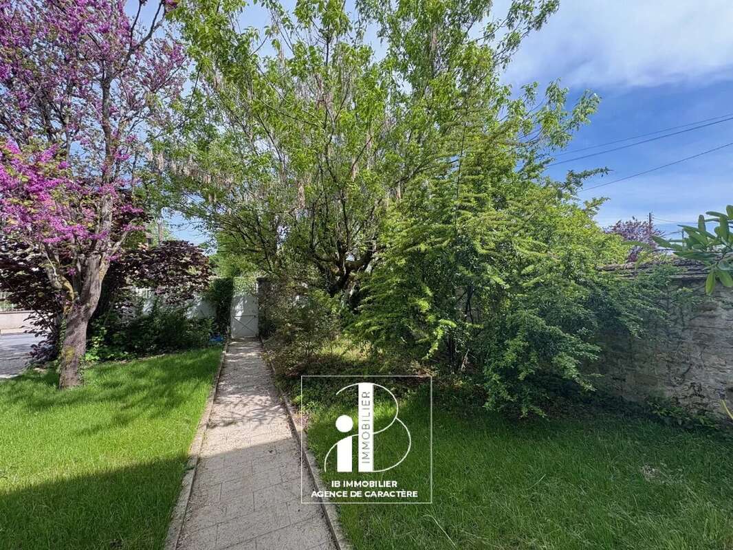 Maison à BOURRON-MARLOTTE