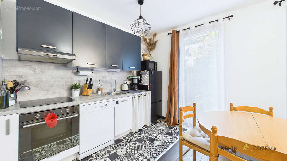 Appartement à SAINTRY-SUR-SEINE