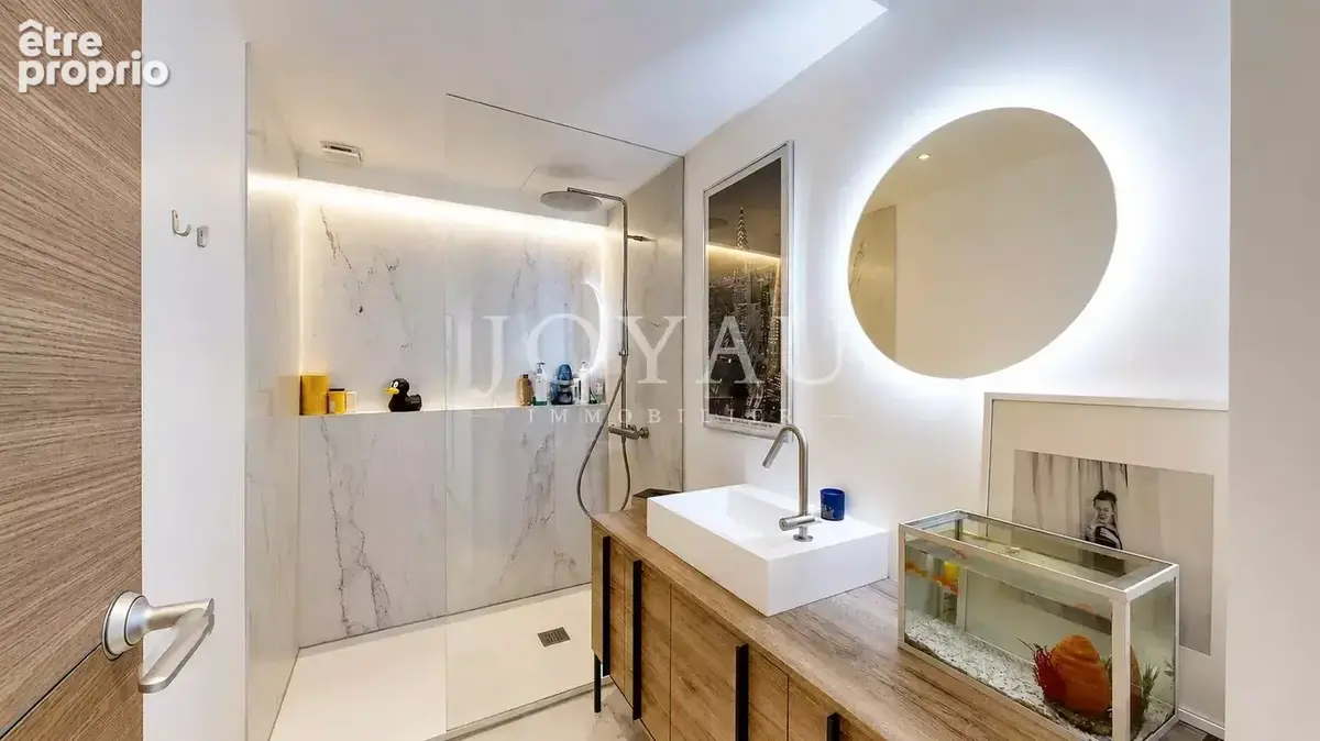 Appartement T4 en Rez-de-jardin avec piscine et garage - Côte Pavée - photo 9