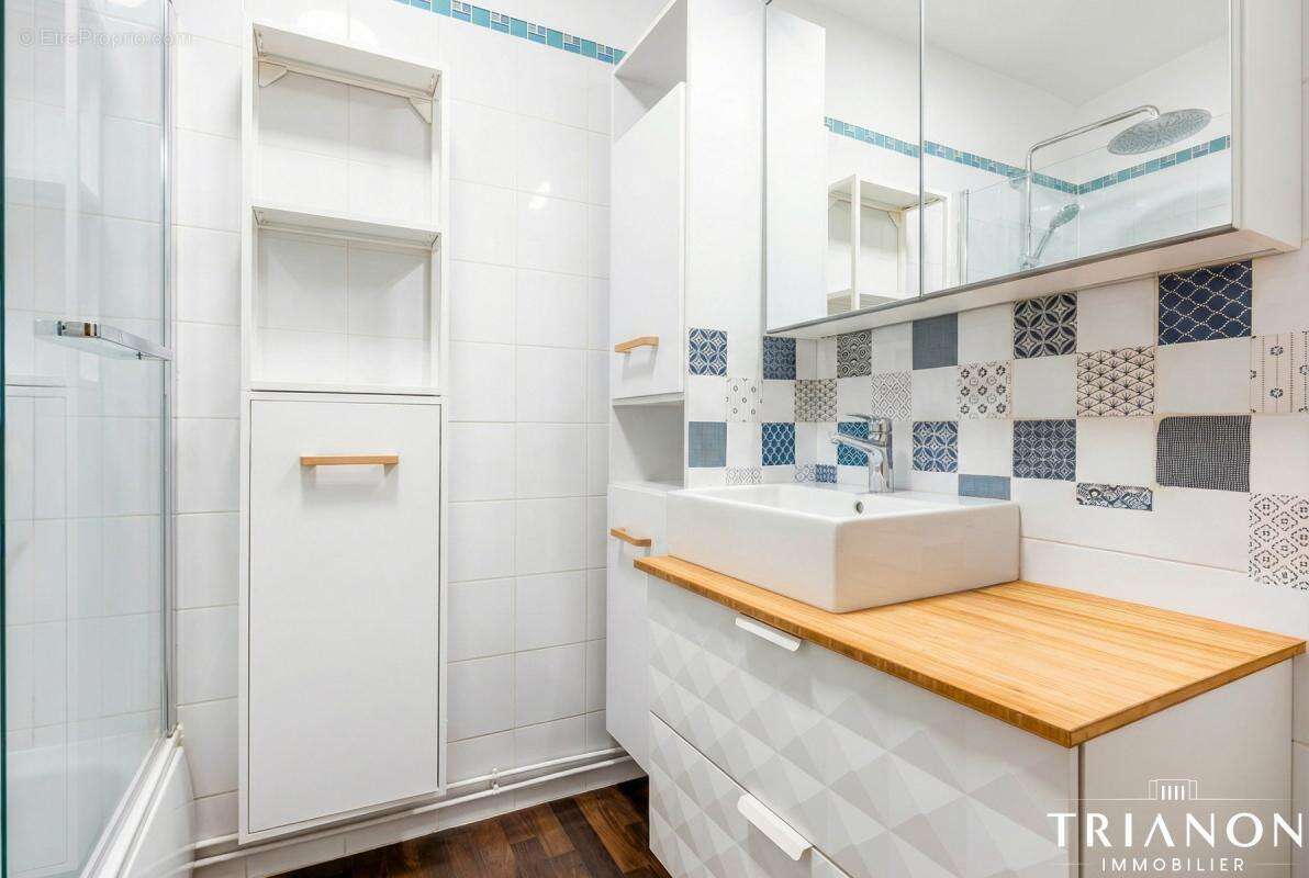 Appartement à SURESNES