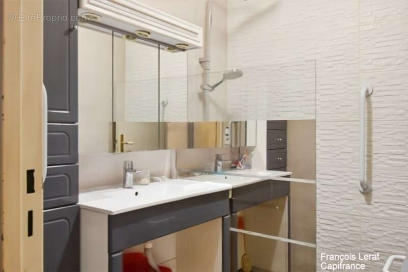 Appartement à THIAIS