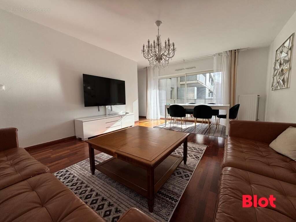 Appartement à SAINT-JACQUES-DE-LA-LANDE