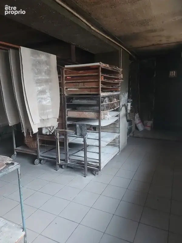 Maison d'habitation et son local commercial - photo 16