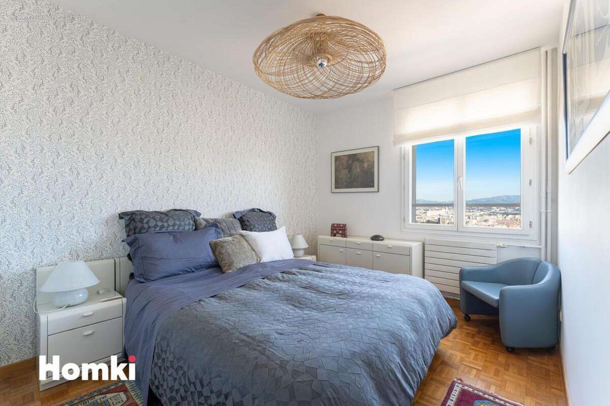 Appartement à MARSEILLE-8E