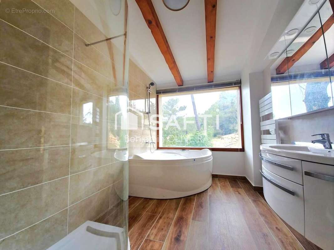 Photo 7 - Maison à PEYPIN