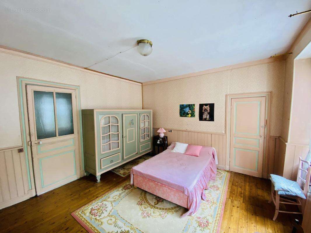 Maison à LES MARTYS