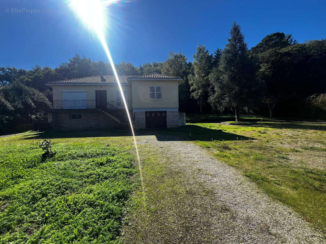 Maison à MARSAC-SUR-L&#039;ISLE