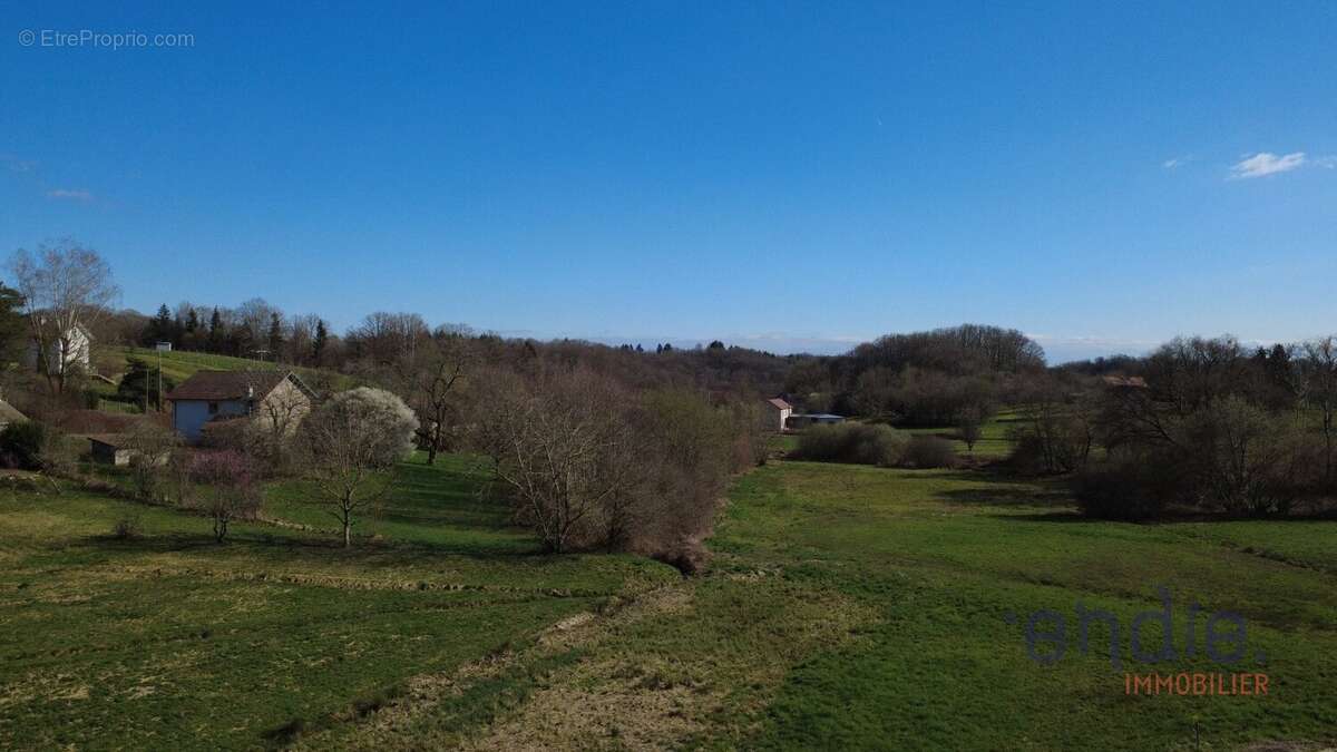 Terrain à BELMONT