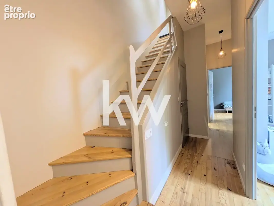 Maison 106 m² à Andrezieux-Boutheon  - photo 8