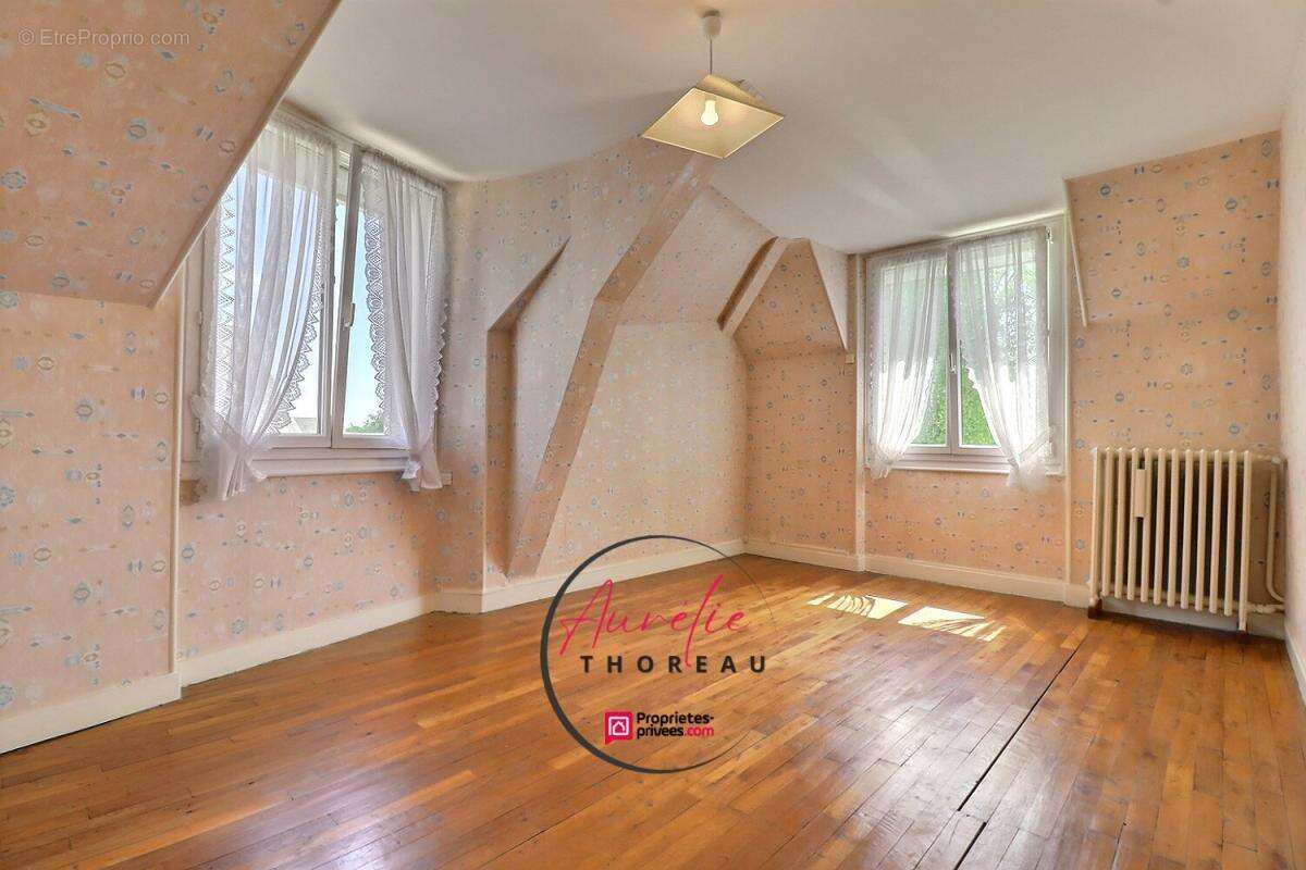 Maison, grange, dépendances, 5 chambres - photo 11