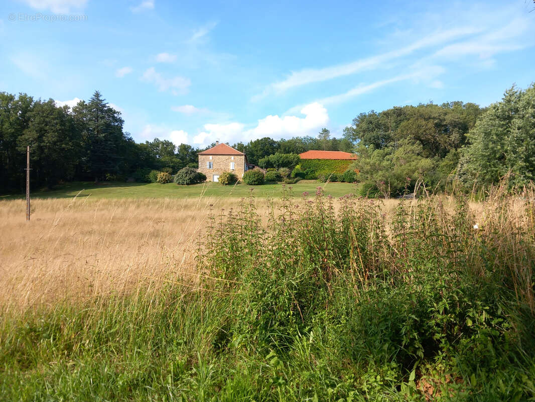 Maison à SAUVETERRE-LA-LEMANCE