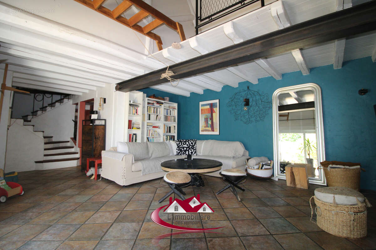 Longère joliment restaurée - photo 4