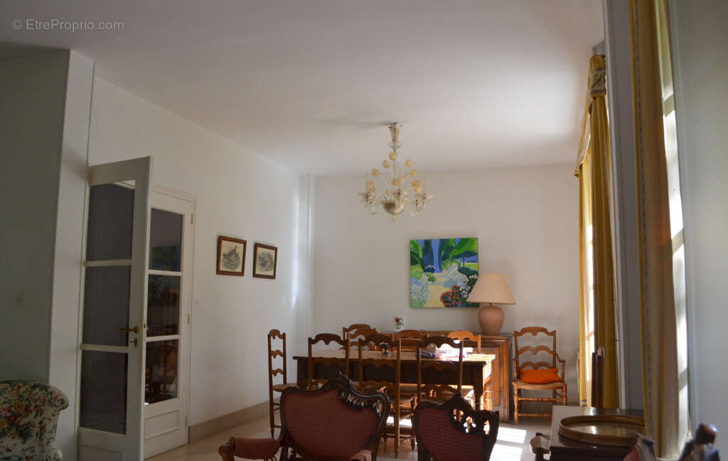 Maison 222 m² à La Roche-Posay  - photo 8