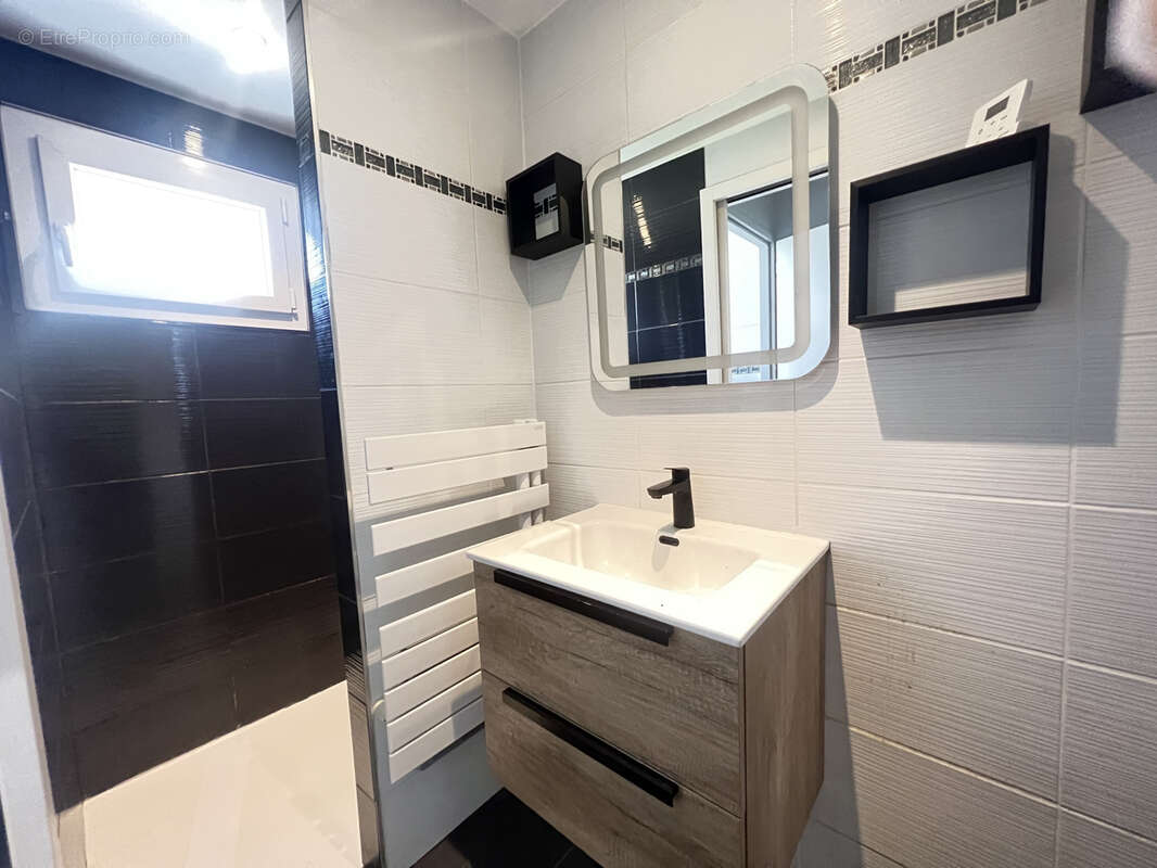 Appartement à MEYTHET