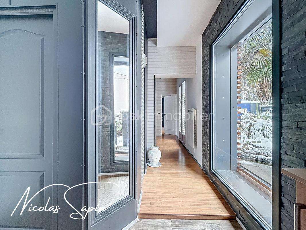 Maison à SAINT-EGREVE