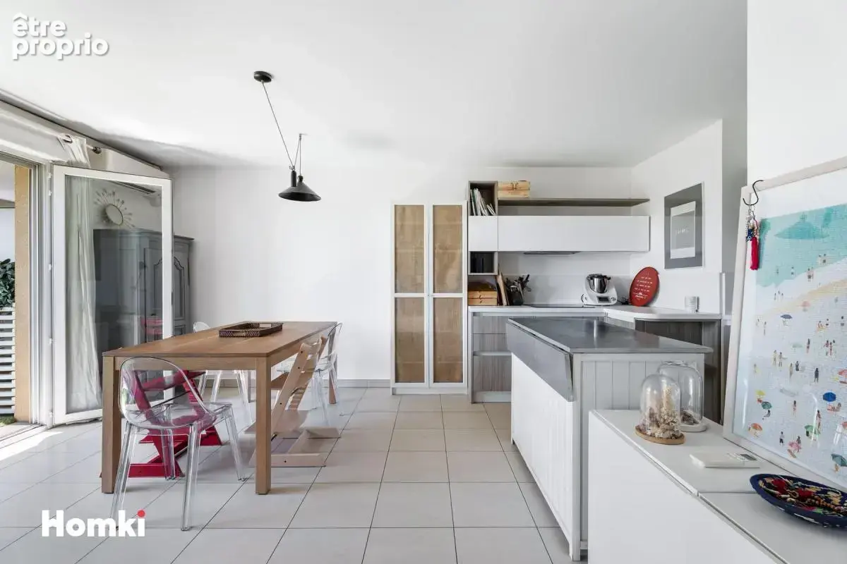 Duplex T3/T4 de 81 m² à Cannes 06150, Boulevard Étienne Astegiano - photo 4