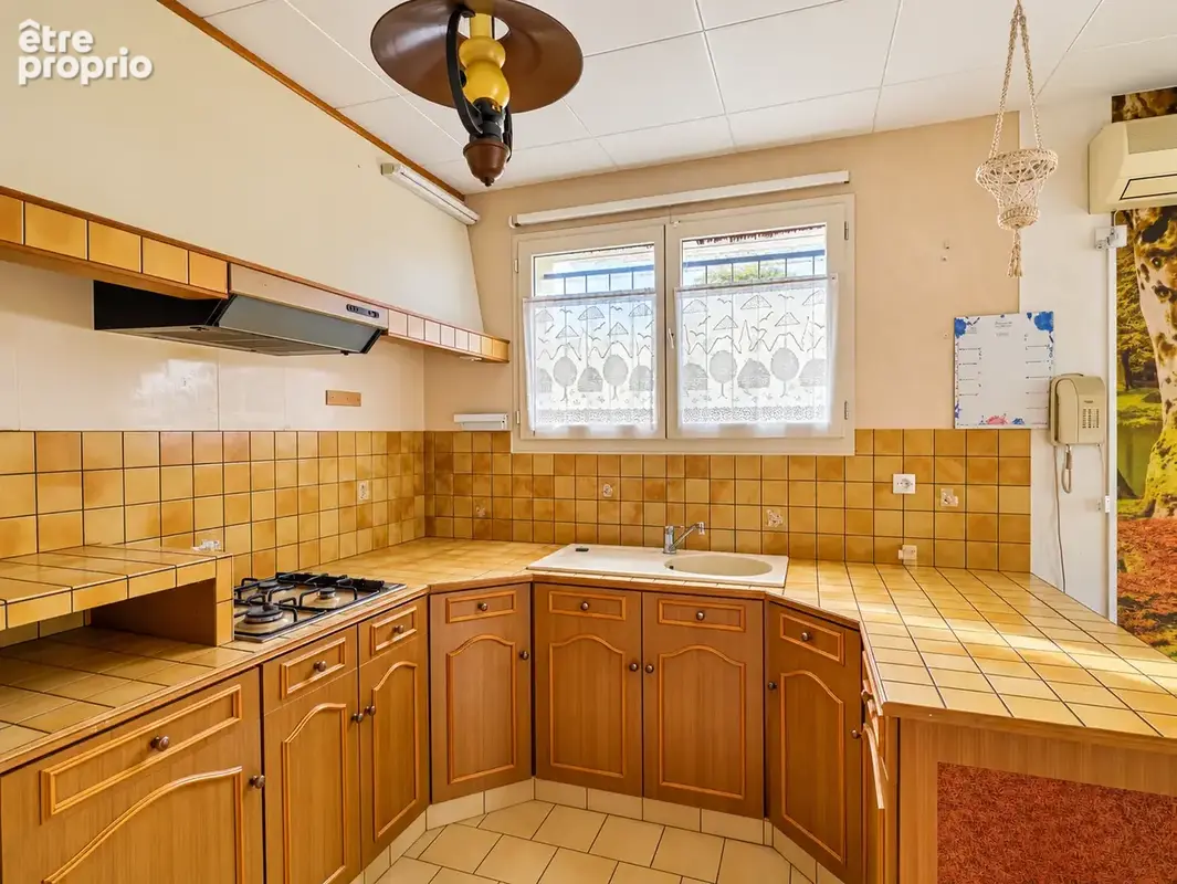 Damiatte   Maison en pierre avec dépendance et beau potentiel - photo 4