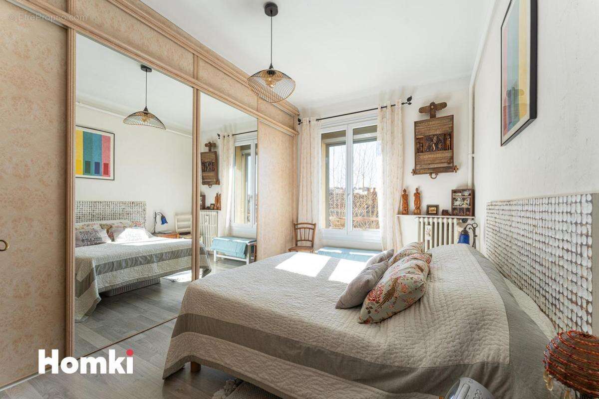 Appartement T4 de 80 m2 à Marseille 13007, Avenue de la Corse - photo 6